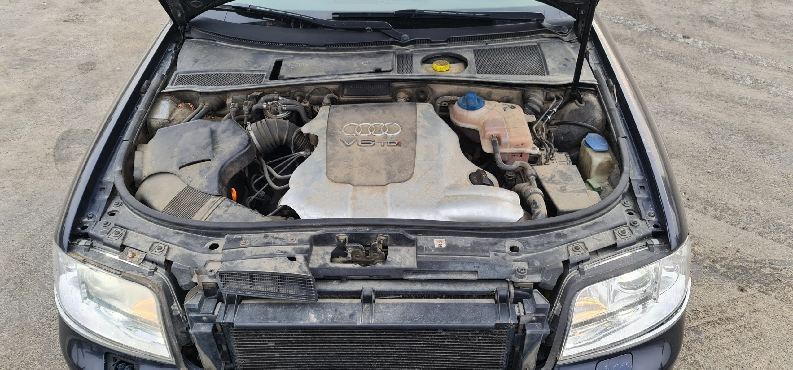 Dezmembrari / Dezmembrez Audi A6 2.5 TDi an 2004 cod BAU 180CP - imagine 9