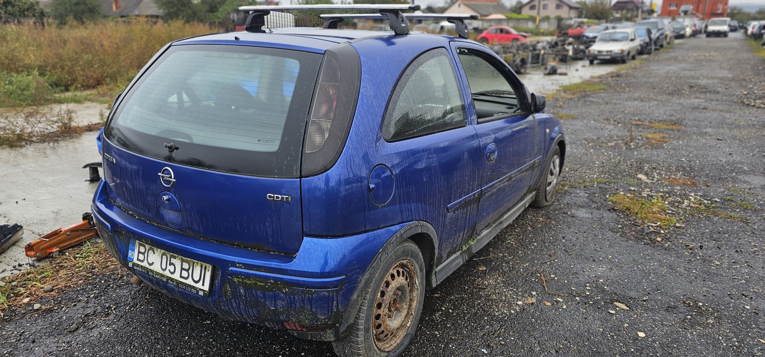 Dezmembrari / Dezmembrez Opel Corsa C 1.3 Cdti albastru 2 usi - imagine 4